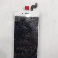 iPhone6sのフロントガラス割れ修理