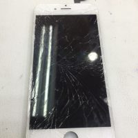 iPhone6sの画面割れ修理